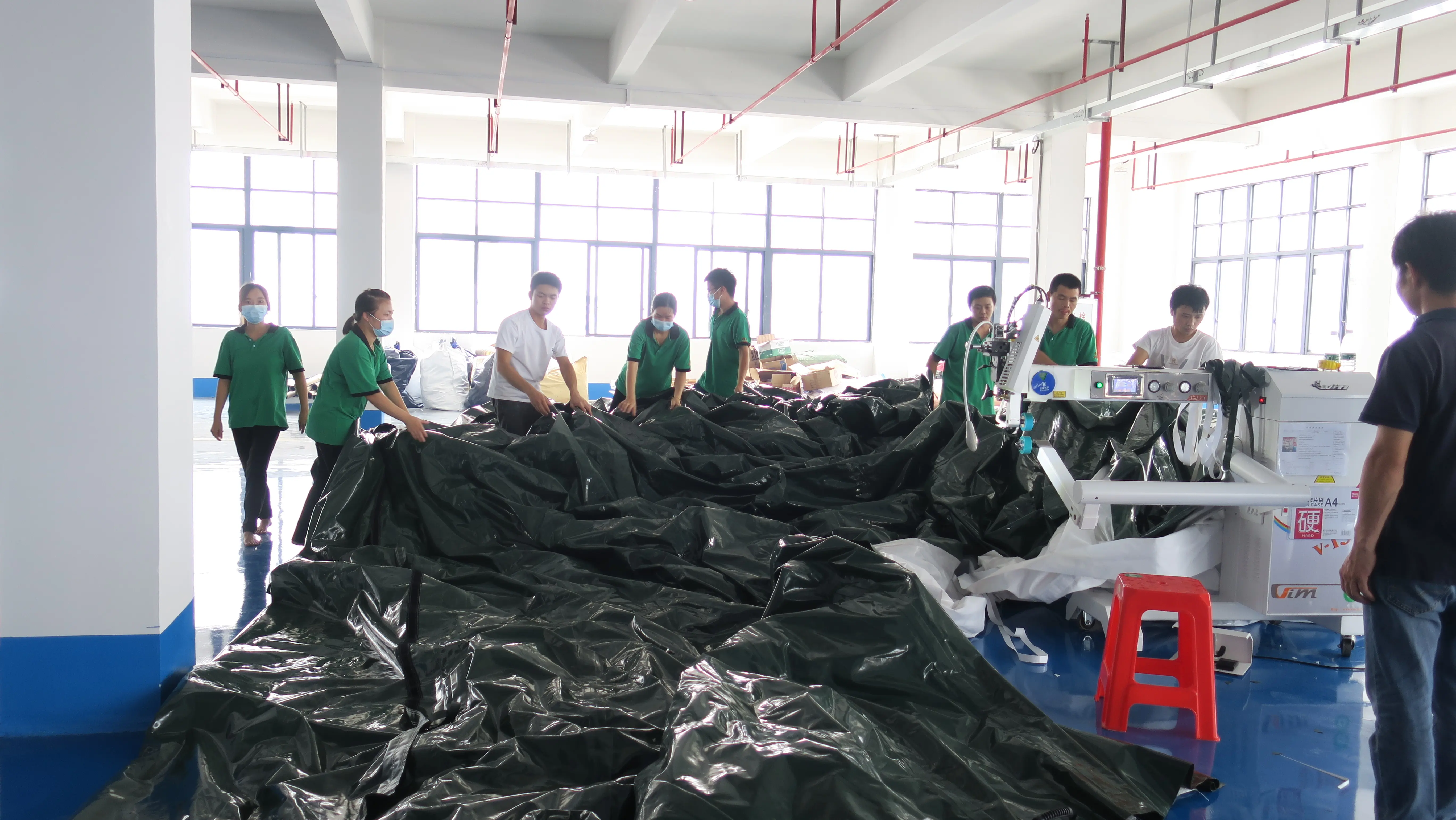 OEM and ODM Inflatable Manufacturing: From Concept to Installation 1 Commercial inflatable equipment production process