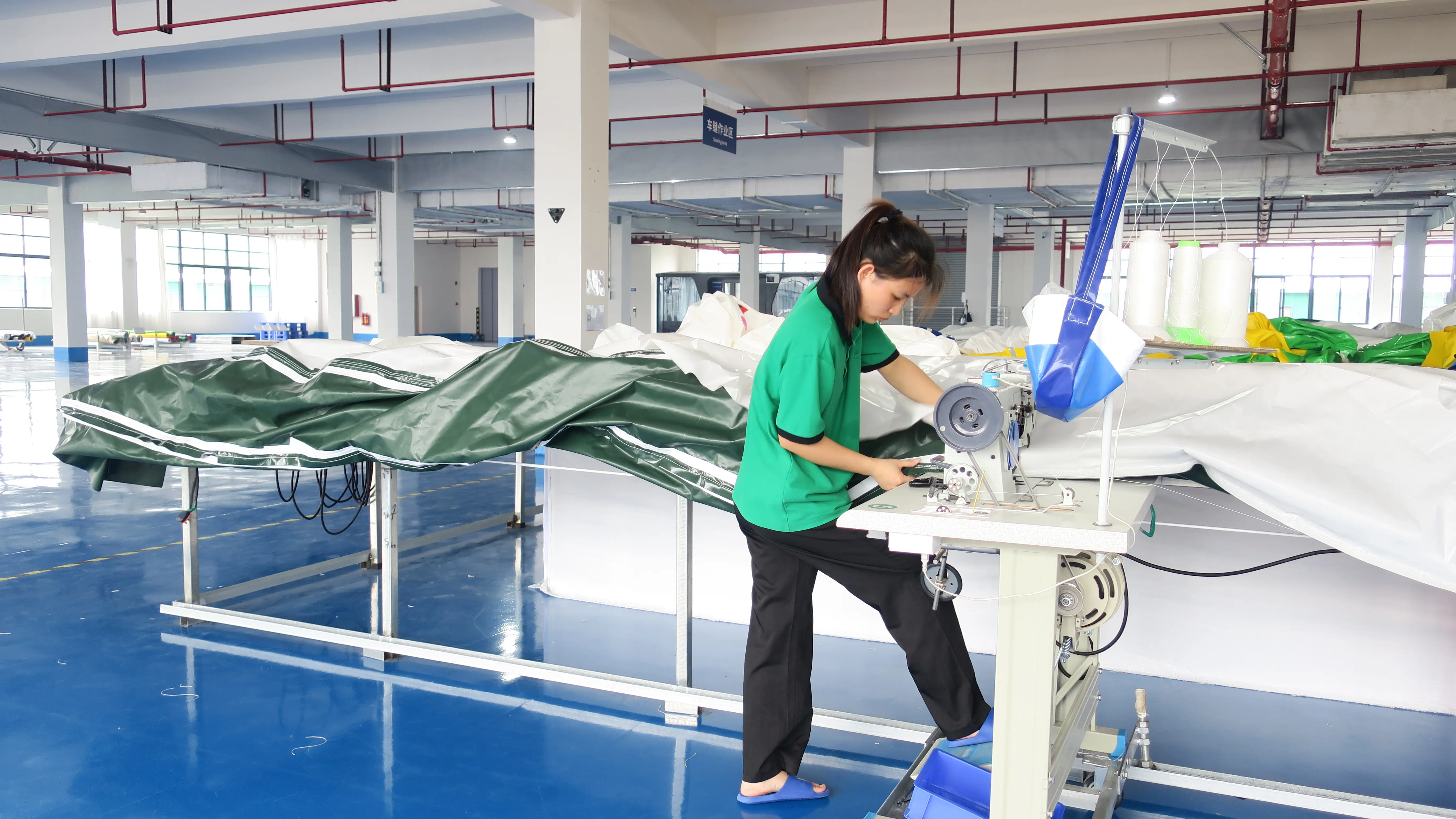OEM and ODM Inflatable Manufacturing: From Concept to Installation 3 Custom inflatable factory team and production line
