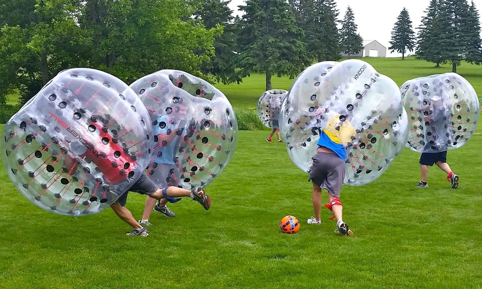 The Ultimate Guide to Inflatable Amusement Equipment: Solutions for Water Parks, Land Parks & Events 3 Inflatable Team Building Games