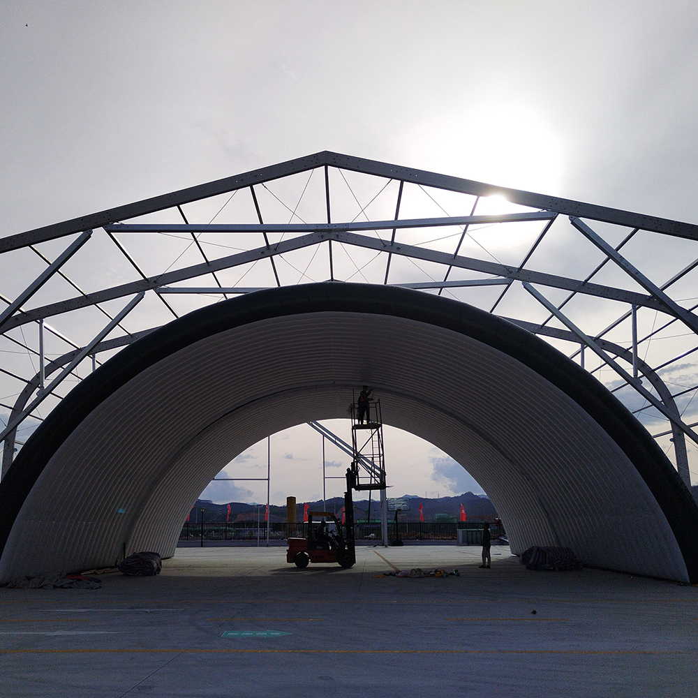 Green Tunnel Inflatable Tent5